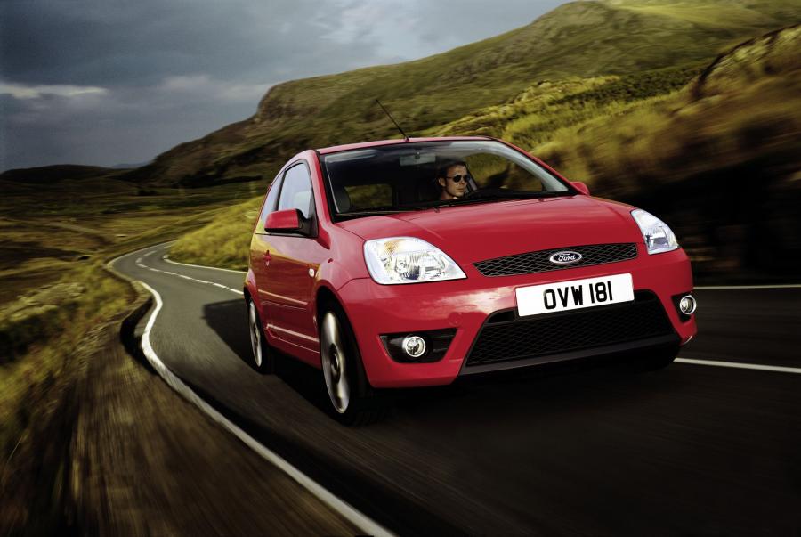  Ford Fiesta ST 2005 года  (фото 45 из 57)